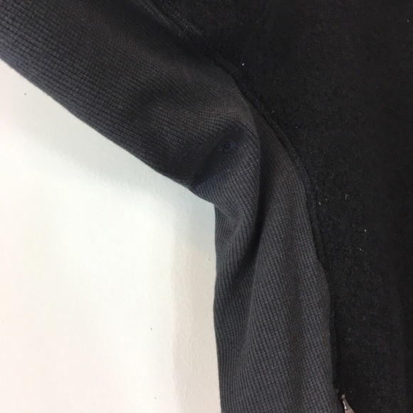 Women’s Lululemon Black Stand Out Sherpa 1/2 Zip Size 12 - Picture 6 of 13